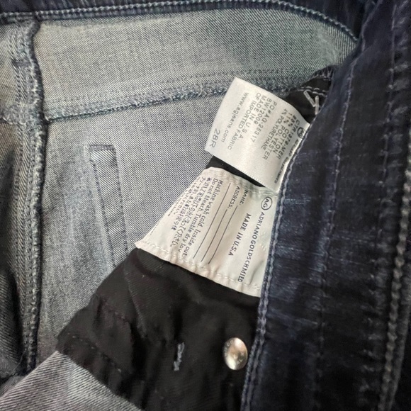 Adriano Goldschmied (AG) designer jeans size 28R - Picture 9 of 15